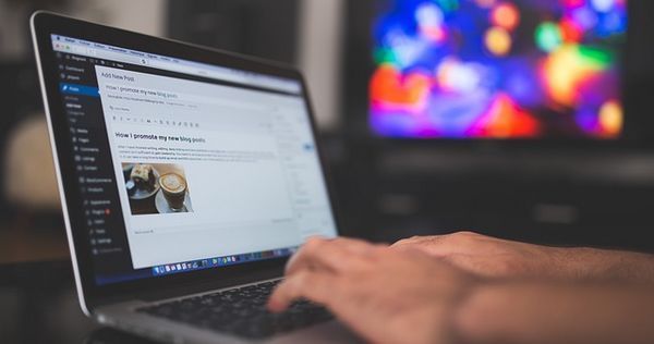 ganar dinero por internet con artículos patrocinados